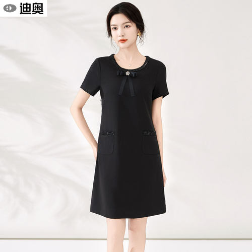 迪奥官方新品高端连衣裙今年流行
