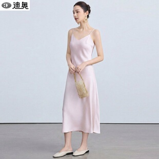 迪奥法式 高级感纯色仿醋酸缎V领收腰打底裙 优雅吊带连衣裙女夏款
