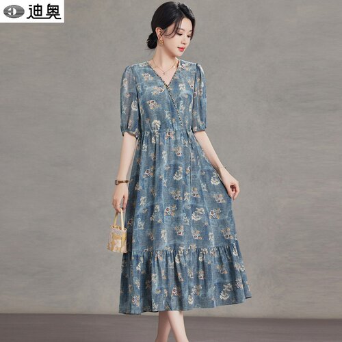 迪奥遮肉显瘦高端真丝连衣裙女夏
