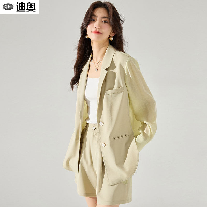 迪奥夏季时尚套装女25新款薄款拼接天丝气质西装外套短裤两件套女,女装/女士精品,时尚套装,淘宝优惠券,粉丝福利购,淘宝优惠卷