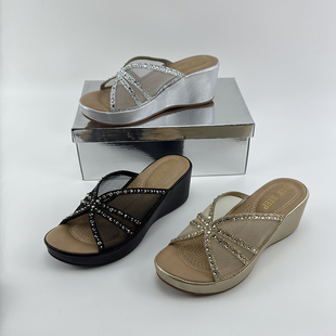 高跟拖鞋女夏网纱水钻2025年秋新款小个子厚底一字拖舒适坡跟凉拖