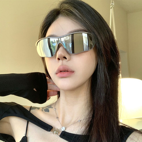 水银色户外运动骑行眼镜登山滑雪