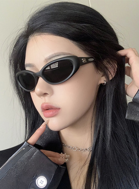 男女骑行黑色防风太阳镜防紫外线