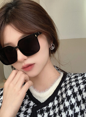 韩版网红款方形黑色偏光墨镜女时尚大框显脸小街拍防紫外线太阳镜