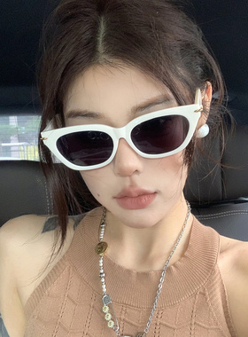 2025新款白色猫眼墨镜女款显脸小高级感防晒防紫外线方圆脸太阳镜