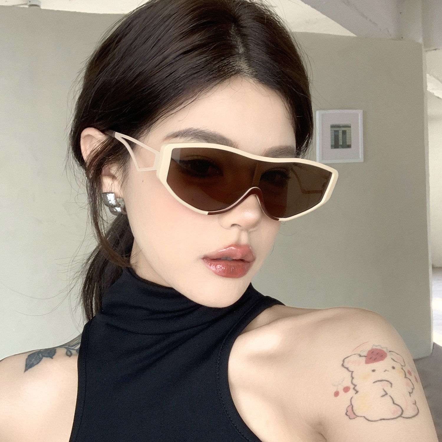 欧美风连体未来感骑行墨镜女大框显脸小时髦个性凹造型太阳眼镜男