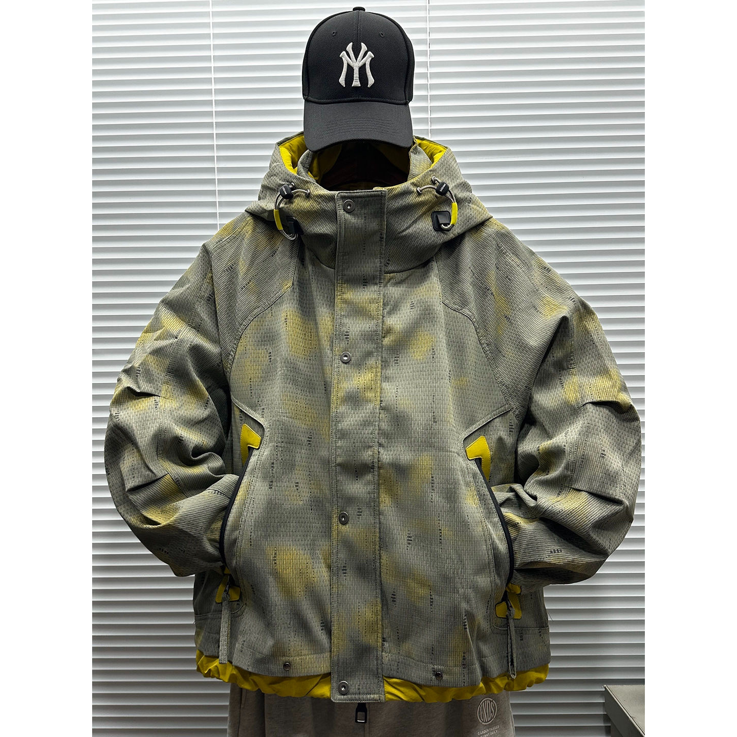 连帽90白鸭绒迷彩羽绒服男26年新款加厚保暖防风拉链冬季休闲外套