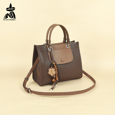 稻草人女真皮复古通勤挂件托特包