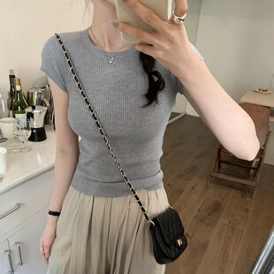 显瘦正肩T恤黄色修身 新款 韩系收腰上衣女 女2026夏季 灰色针织短袖
