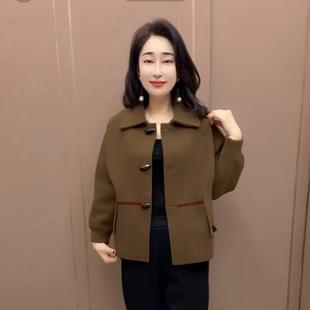 新款短款长袖针织翻领单排扣开衫连肩长袖羊角扣纺双面绒女外套厚