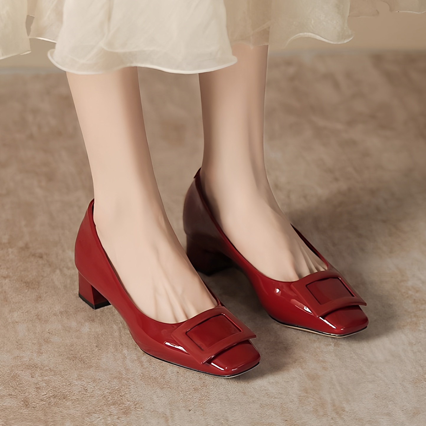 法式浅口方扣漆皮通勤风小皮鞋