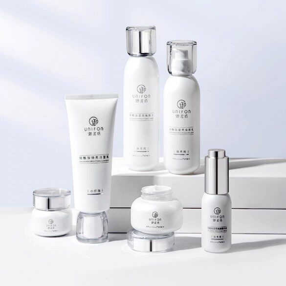 御泥坊烟酰胺提亮焕颜修护高保湿补水亮肤水乳液面霜精华液正品