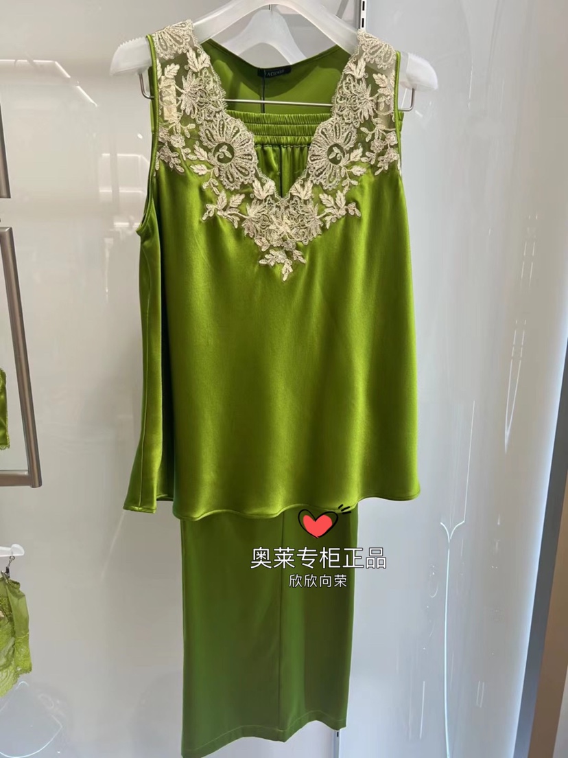 爱慕女士桑蚕丝家居服套装