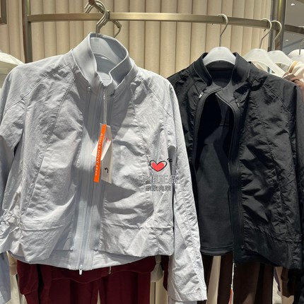 AIMER MOVE/爱慕运动韵动之旅女士二合一跑步外套MOTP0032 1099