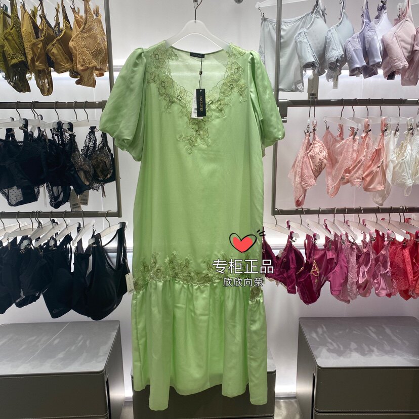 兰卡文梦幻仲夏长裙女蕾丝花边睡裙LC44XE1/46XE1家居服分身套装