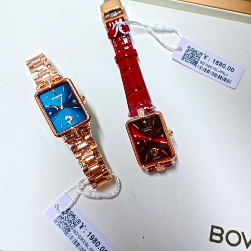 方盘时尚18K金休闲钢带防水皮带