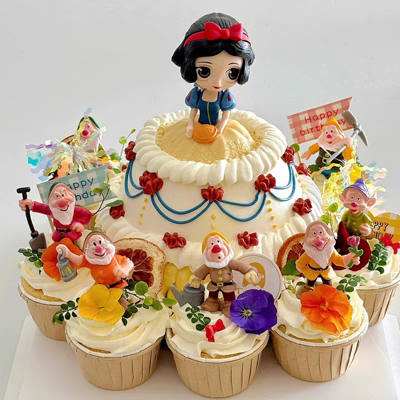 网红白雪公主和小矮人摆件公主纸杯蛋糕装饰生日快乐插旗雨丝插件
