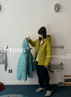 MONI 2色亮色系运动戴帽防泼水羽绒服 90%白鸭绒