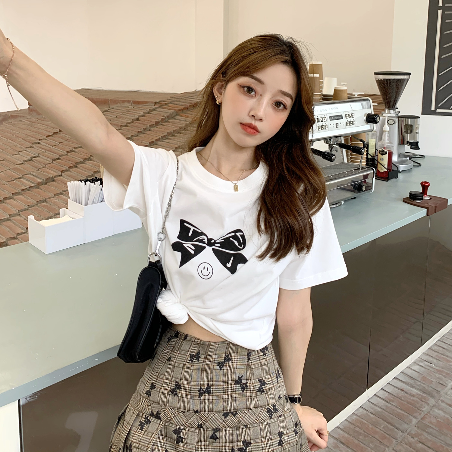 Real price ~ bow smile face print round neck short sleeve T-shirt women's white bottom coat