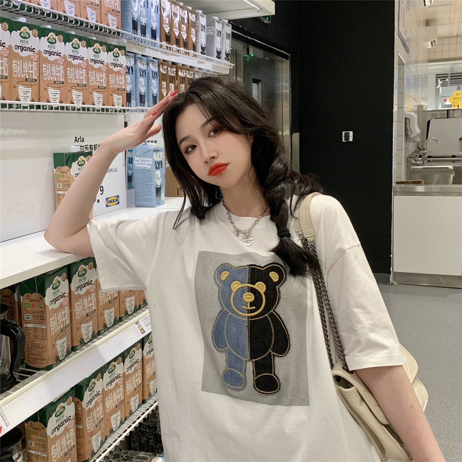 Real price cute contrast bear shirt women's loose print embroidered round neck short sleeve top