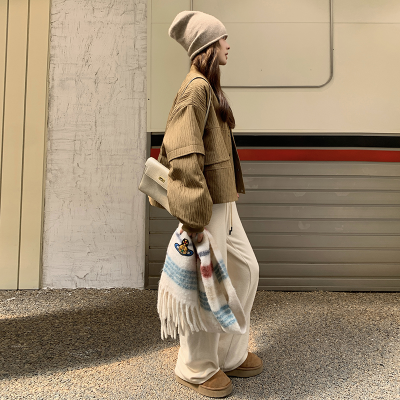 2025冬款现货主推短款薄棉衣3色入1126P165K248