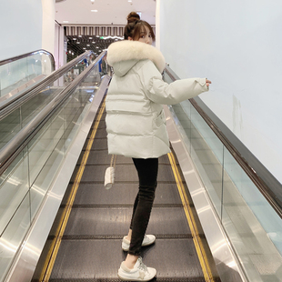 小个子羽绒服女修身2025冬装新款中长款大毛领白鸭绒白色茧型外套