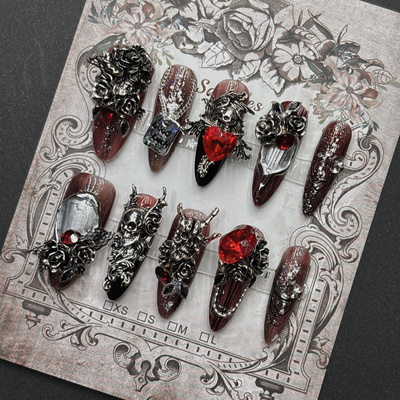 暗黑哥特血红骷髅头穿戴甲长尖