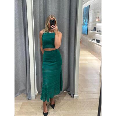 法单S家 25夏法式优雅质感轻奢礼服一字领露肩抹胸金属扣连衣裙