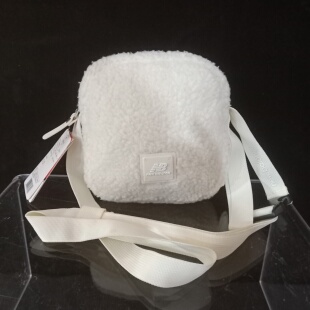 New Balance 男女运动挎包零钱包手机包8PA43023-WT