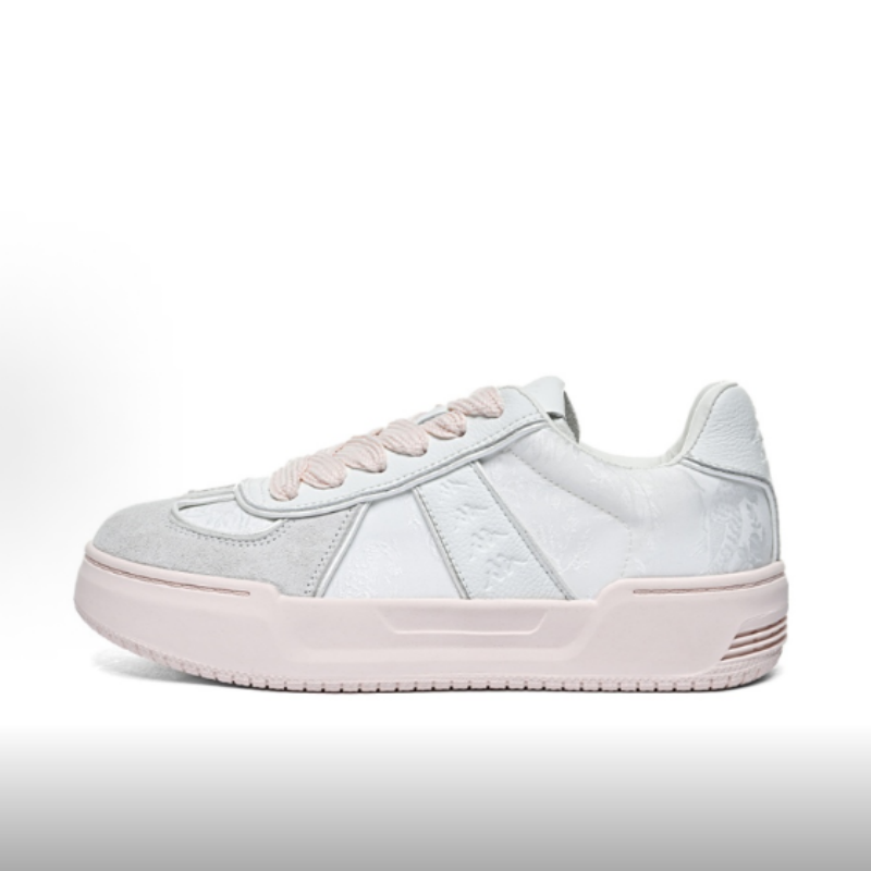 女百搭时尚防滑耐磨低帮板鞋K0E45CC43J-012A