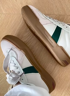 女款潮流休闲复古时尚百搭低帮板鞋 K0F45CC64J-0106