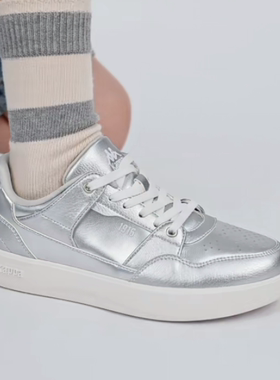 女款潮流时尚复古舒适低帮板鞋 K0F25CC03CJ-171