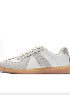 男女休闲百搭防滑耐磨运动休闲板鞋K0FW5CC16CJ-0106