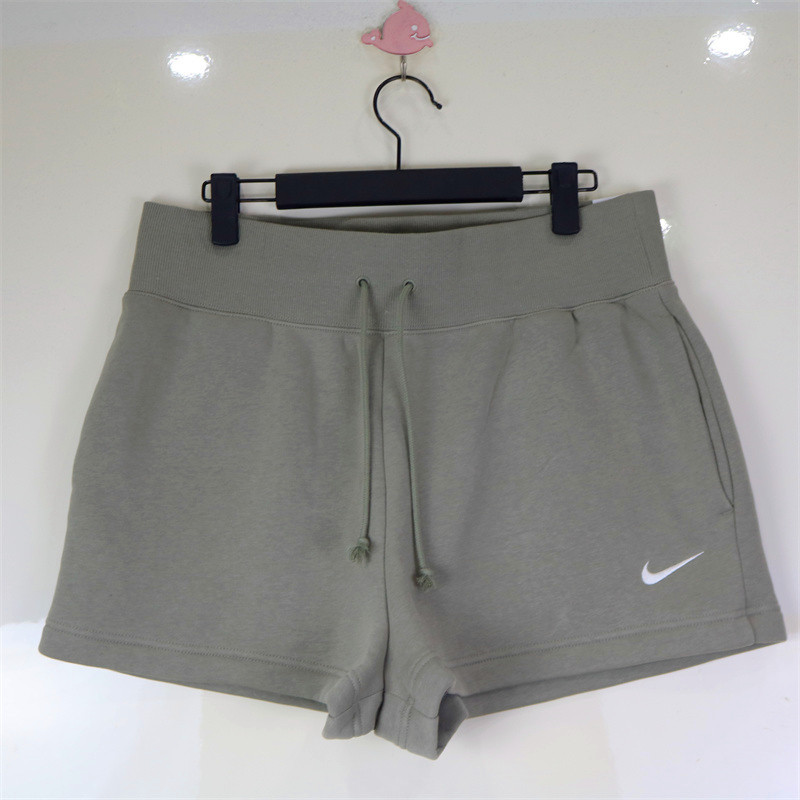 Nike 耐克 女子 新款  加绒 潮流 运动休闲短裤 FD1409-320 AC