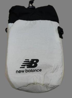 New Balance 字母印花可调节肩带织物单肩斜挎包  LAB13648-RSI