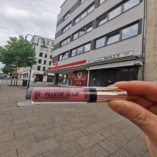 德国直邮Catrice Lipgloss Plump It Up镜面唇釉唇蜜豆沙奶茶色
