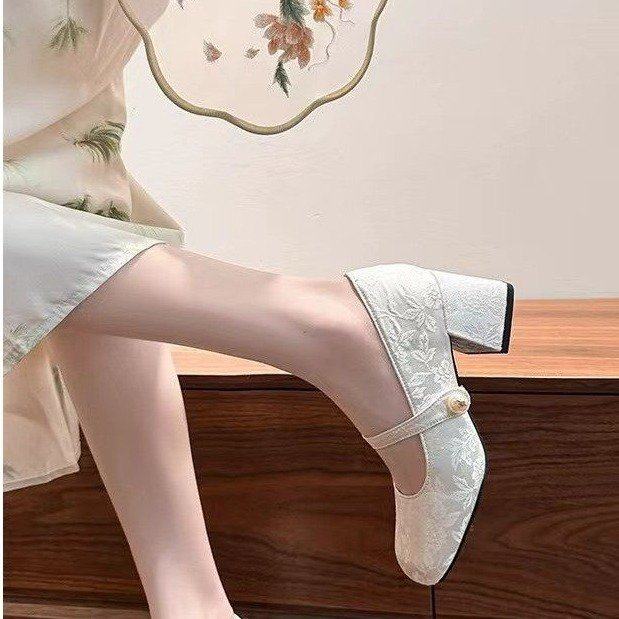 【小二推荐】不累脚软底真皮女鞋图片