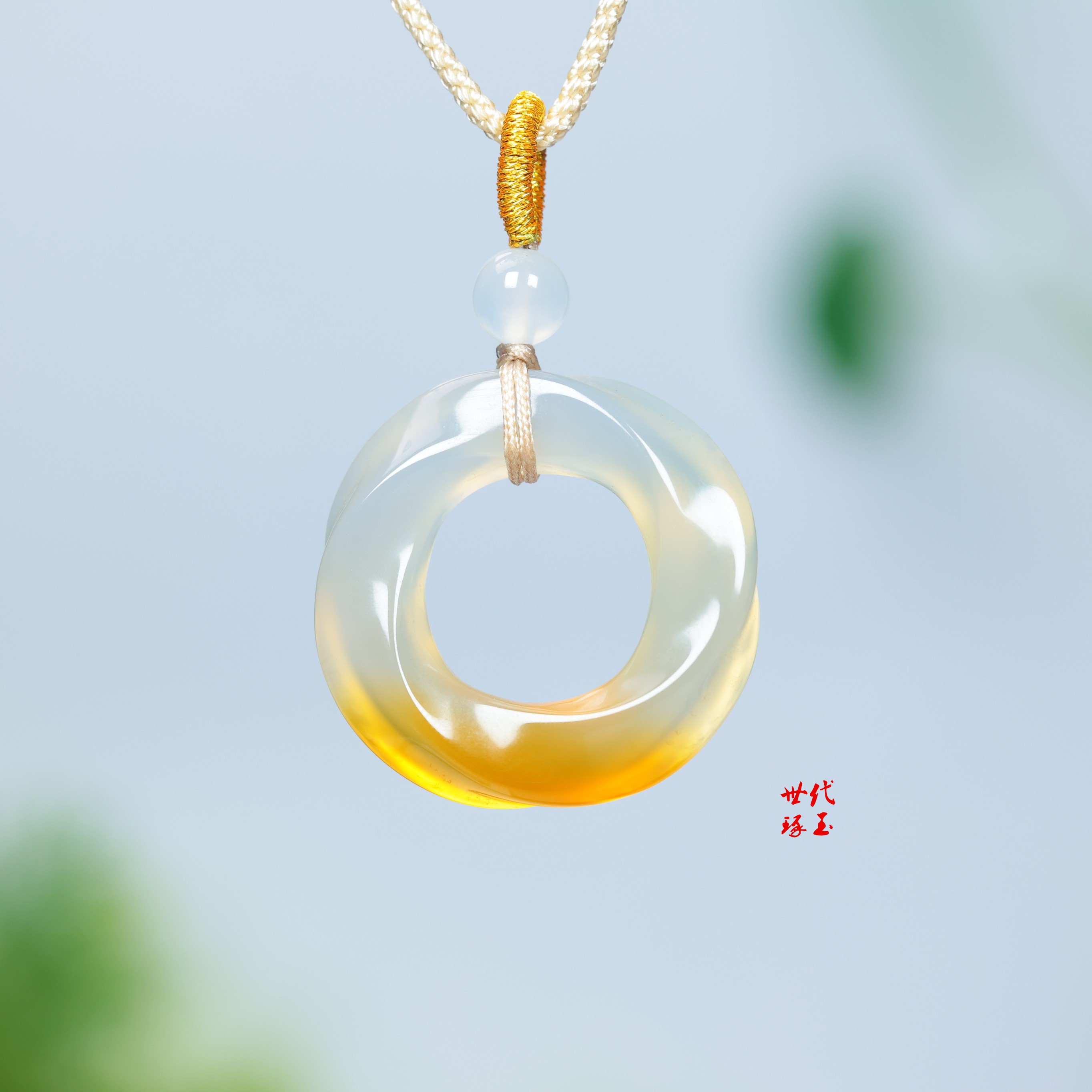 天然玛瑙玉髓莫比乌斯环挂件黄翡玉髓平安环吊坠玉石纽转乾坤玉坠