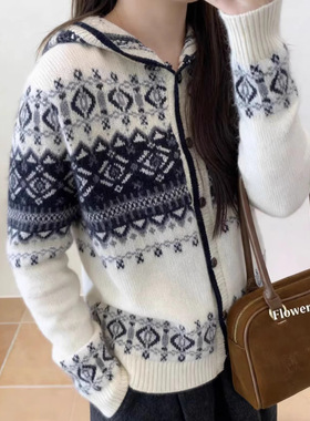 YZ2025冬季新款毛衣女复古菲尔岛提花连帽针织开衫休闲减龄帽衫款