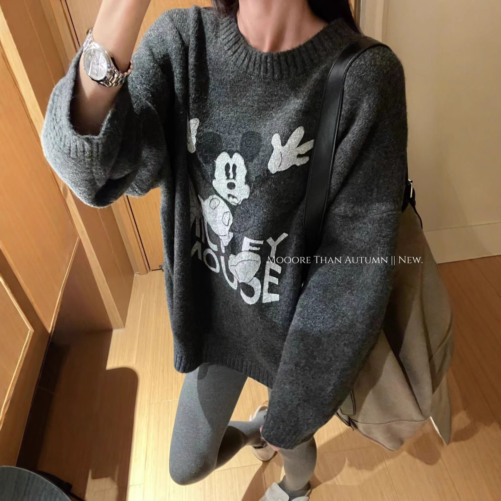 HZ2025冬季新款卡通米奇图案毛衣女慵懒风圆领套头长袖针织衫潮