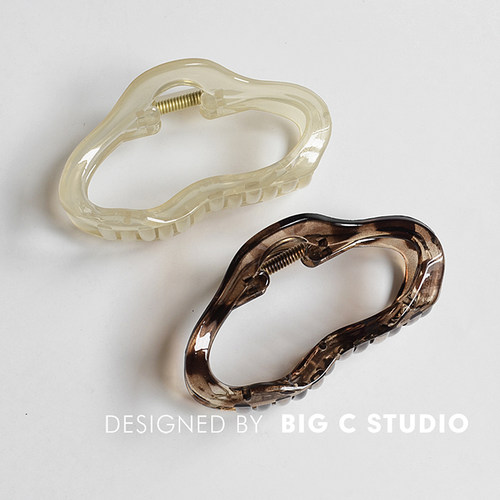 抓夹日韩简约镂空云朵状鲨鱼夹