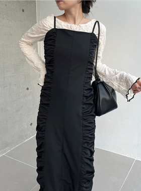 日单CAPR**X LE**GE纯原2026春新品优雅气质休闲吊带连衣裙