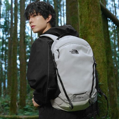 限时折扣！派姐inKorea北面普标26轻便运动20L双肩包书包NM2TS16