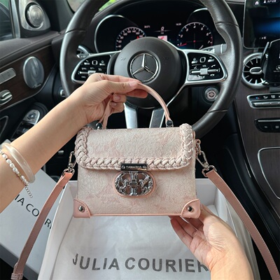 JULIA COURIER女包高级感刺绣盒子包包女2026新款单肩斜挎手提包