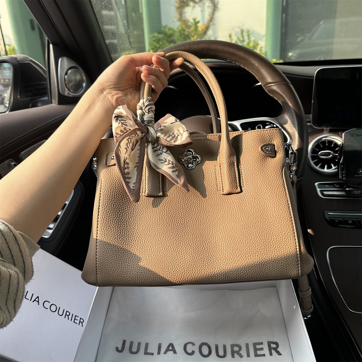 JULIACOURIER女包轻奢荔枝纹铂金包包女2026新款大容量通勤妈妈包,运动包/户外包/配件,挎包/拎包/休闲包,淘宝优惠券,粉丝福利购,淘宝优惠卷