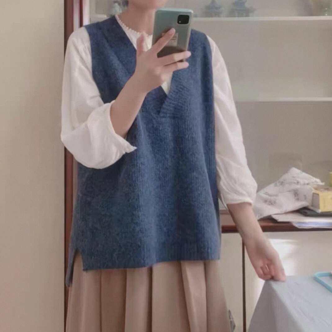 简约时尚蓝色针织大v领气质宽松无袖中长款马甲背心上衣内搭外穿