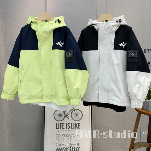 大E小e童装拼色连帽冲锋衣春款潮