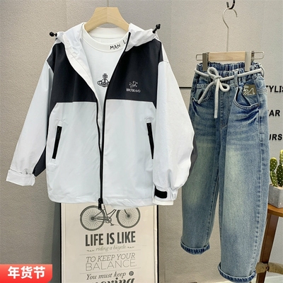 布芮欧常规春秋连帽撞色外套夹克