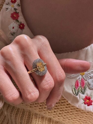 四月家轻珠宝/S925银镀真金·爆钻招财黄钻米珠戒指小众设计轻奢