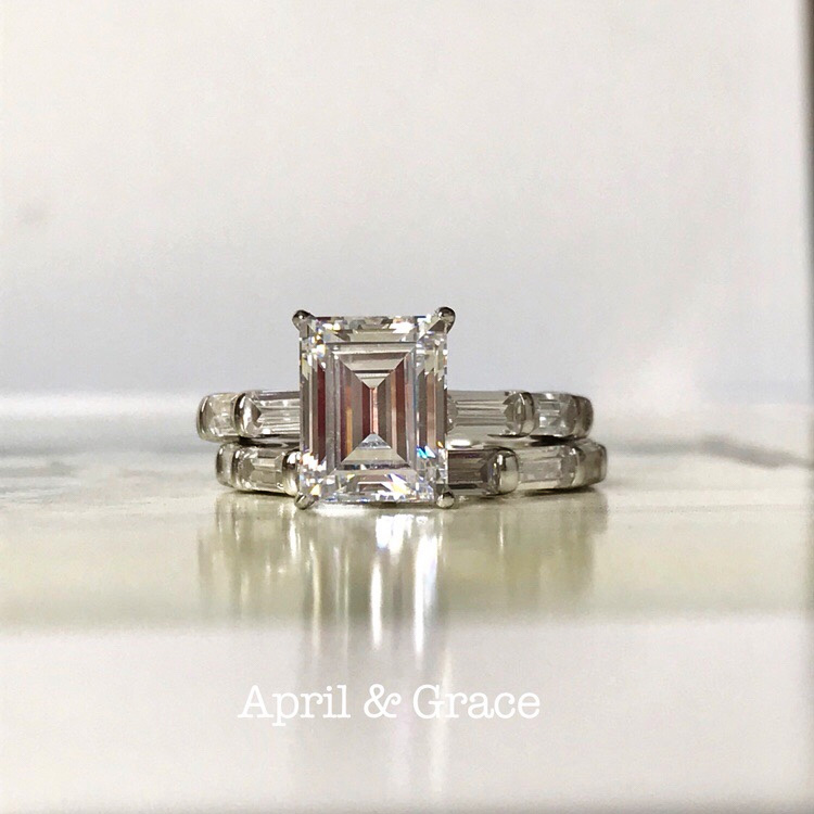 四月格蕾丝出口台面拆开佩戴戒指